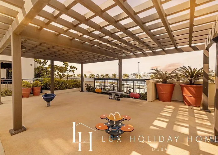 Lux - The La Mer Sea View Suite 3